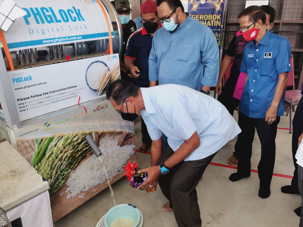 Mesin ATM Beras Kini Di Hulu Terengganu