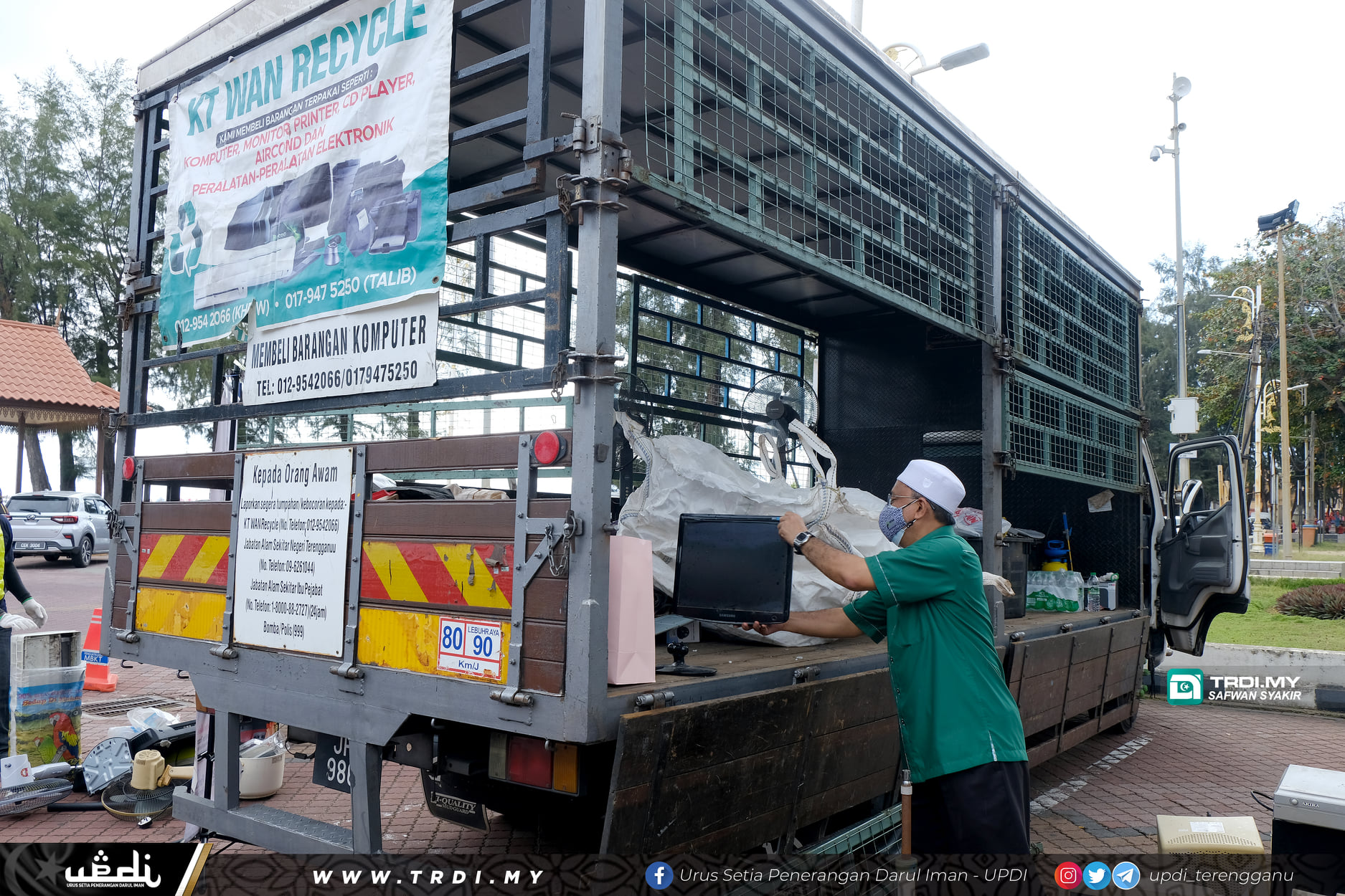 Tiga Tan Bahan Buangan Elektronik Dikumpulkan