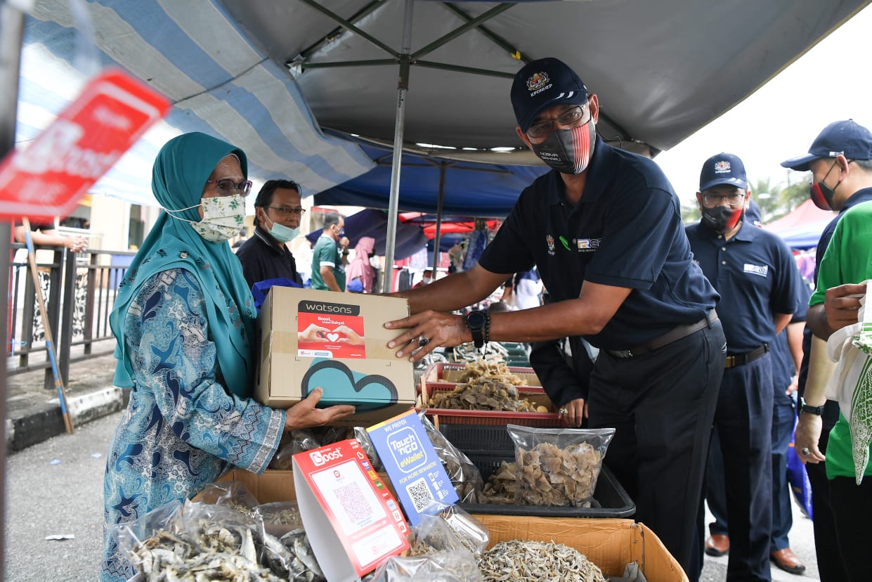 Kuala Berang Wilayah E-Wallet Luar Bandar Pertama Di Malaysia