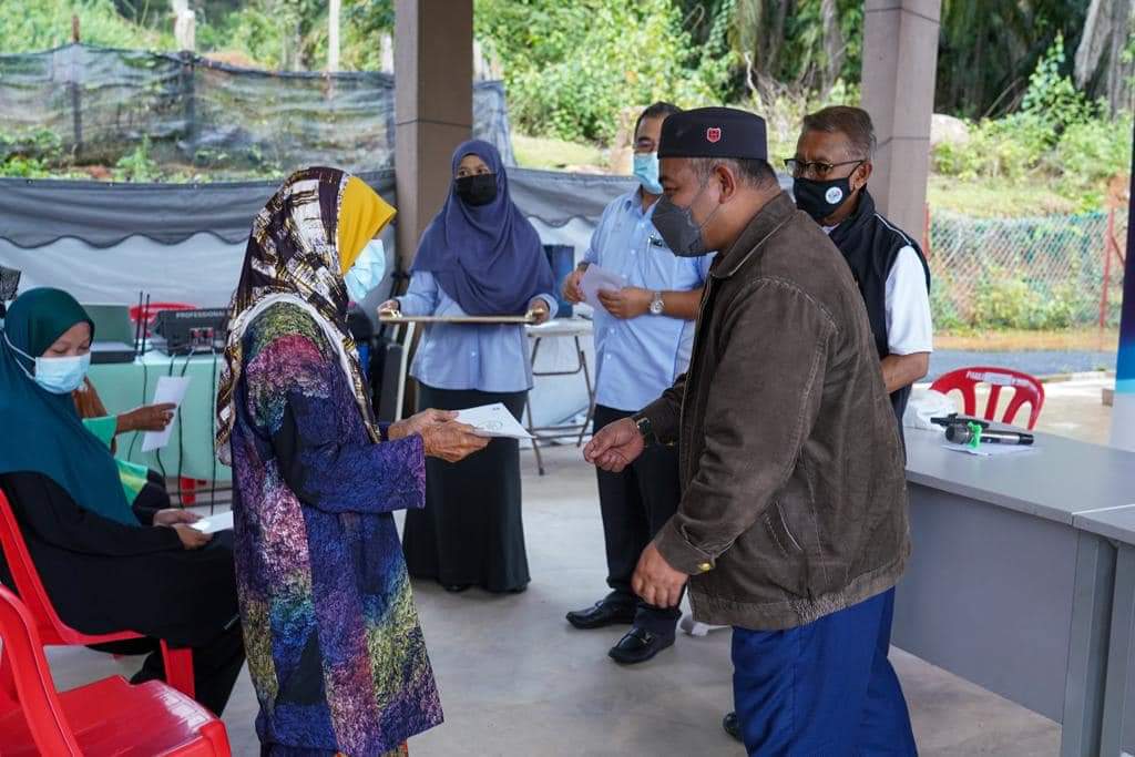 Mangsa Banjir Temerloh, Chenor Terima Sumbangan Pasca Banjir RM50,000