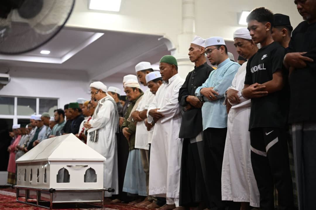 Nahas Pelajar UPSI: Jenazah Wan Nur Suhaila Selamat Dikebumikan