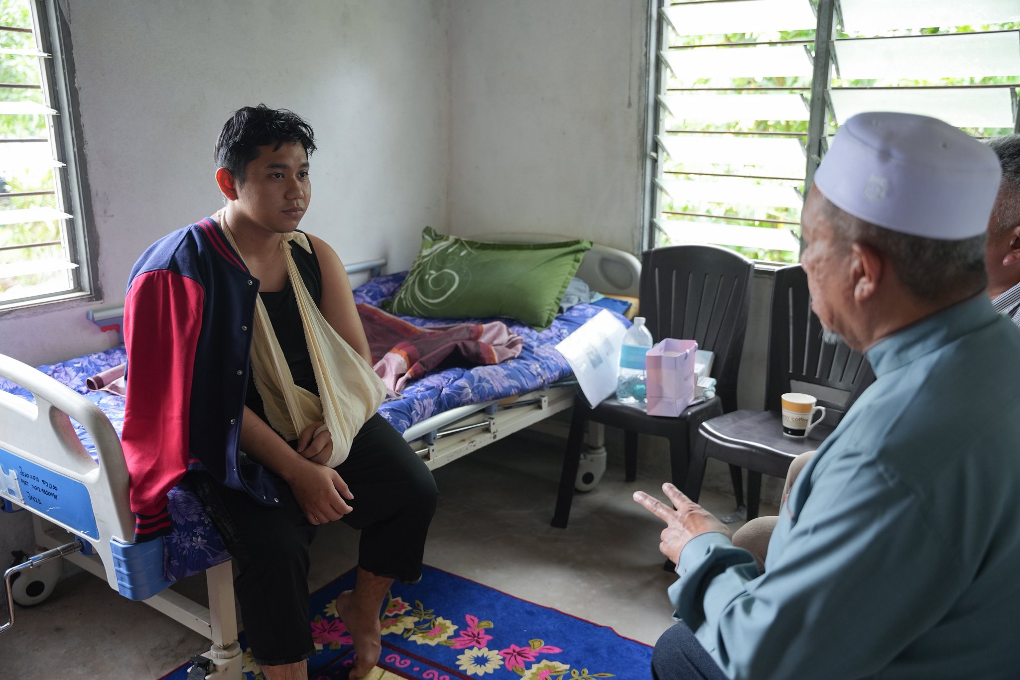 Kerajaan Terengganu Jadikan Dua Mangsa Kemalangan UPSI Anak Angkat