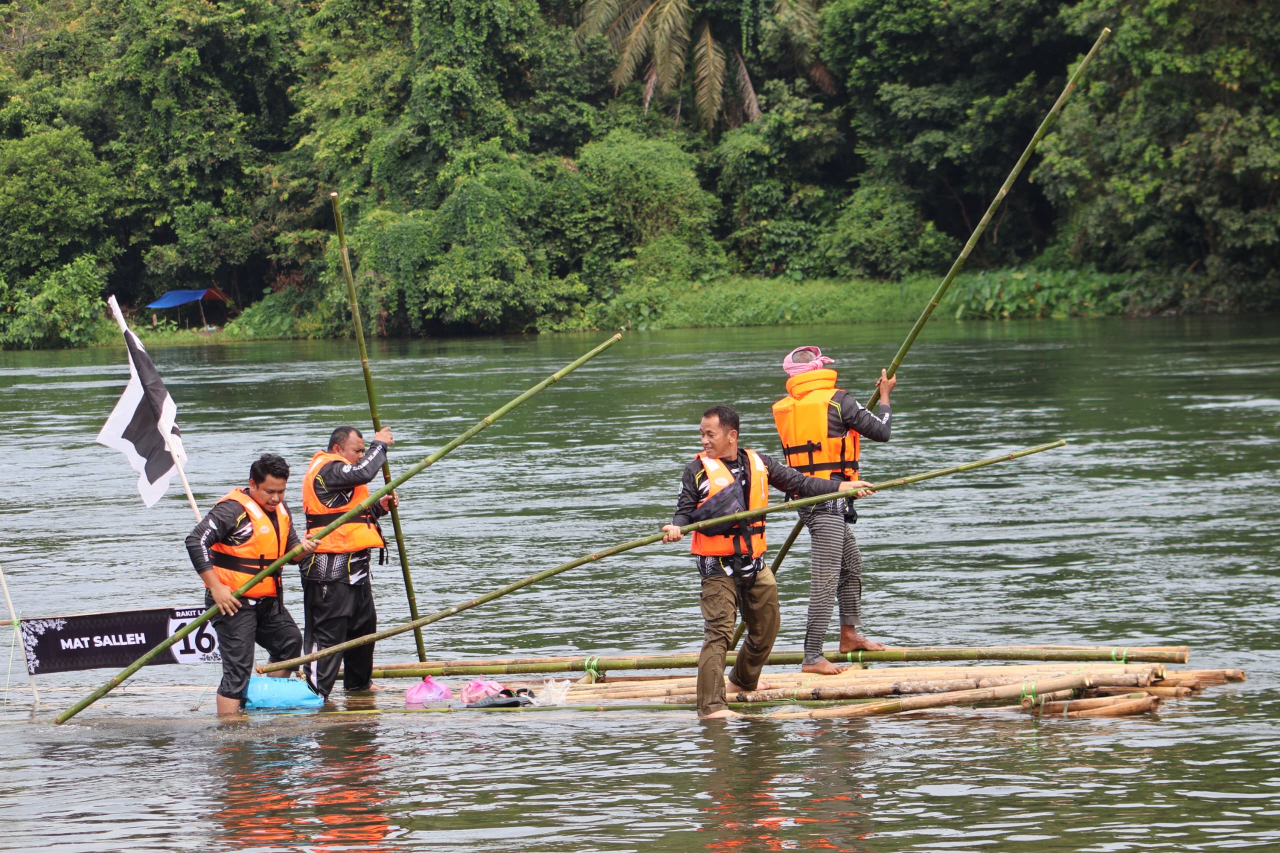 Karnival Berakit 5.0 Hidupkan Warisan Sungai & Semangat Patriotisme