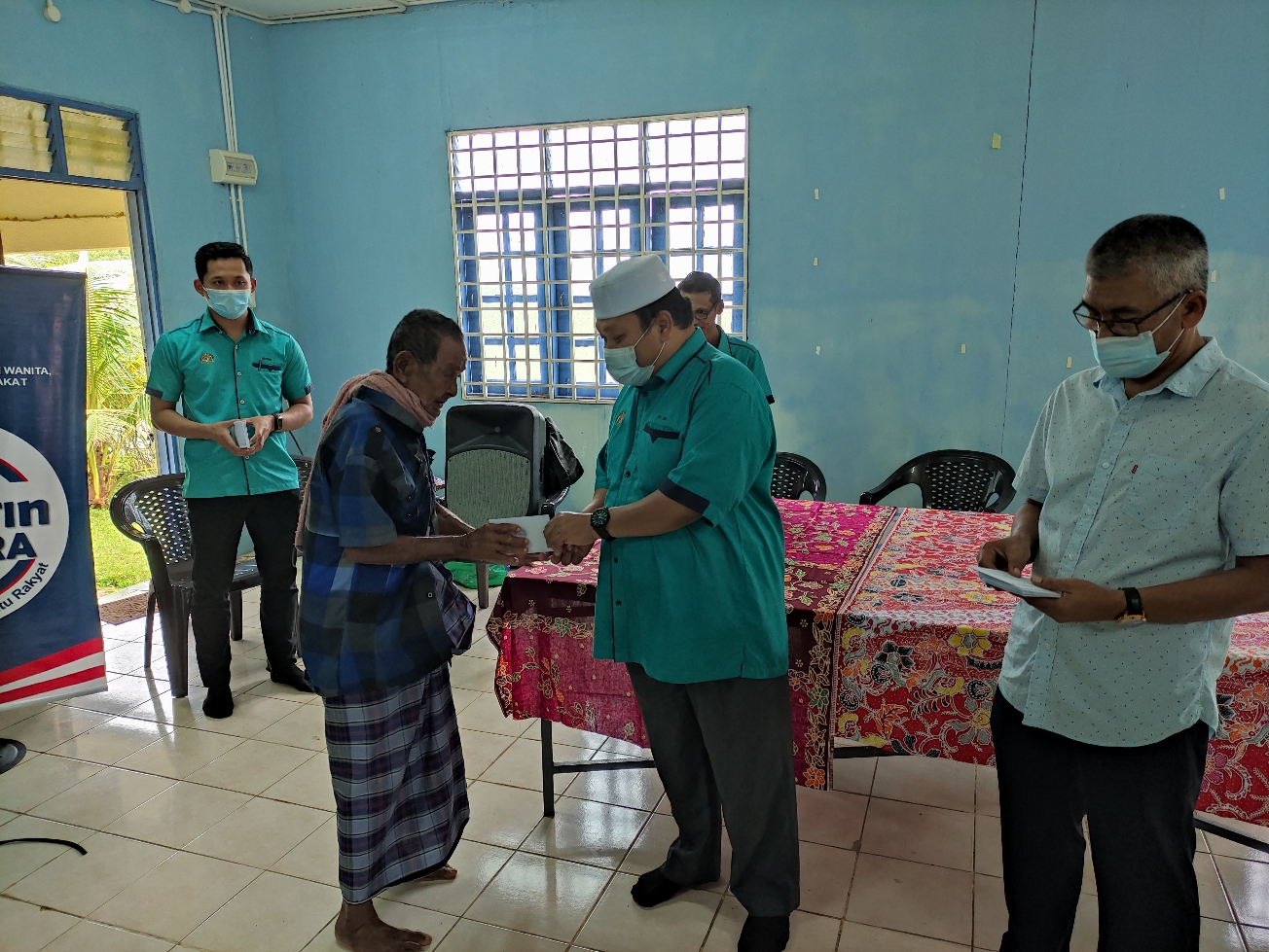 Nelayan, Penoreh Getah Terjejas Terima 'One-Off'