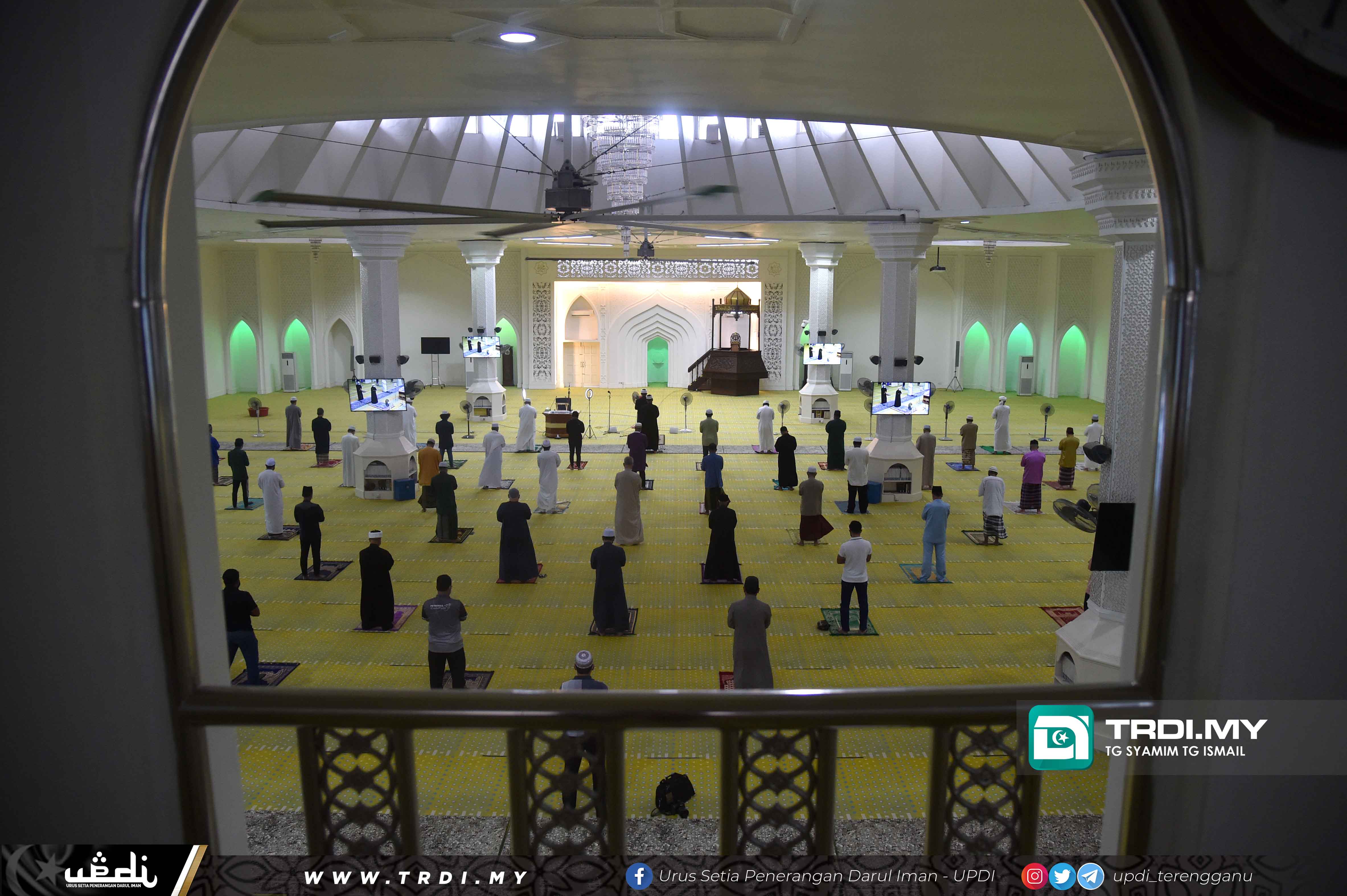 Masjid Di Terengganu Akur PKP, Kembali Hadkan Bilangan Jemaah