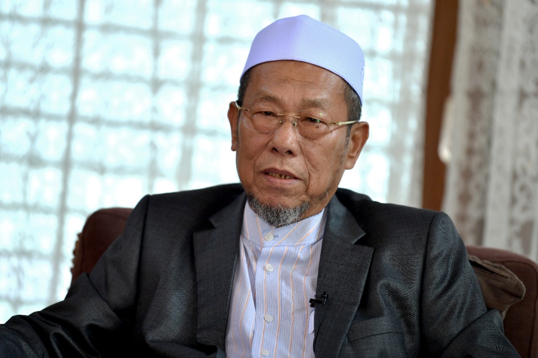 Senator Dato' Husain Pulih Sepenuhnya Daripada Covid-19