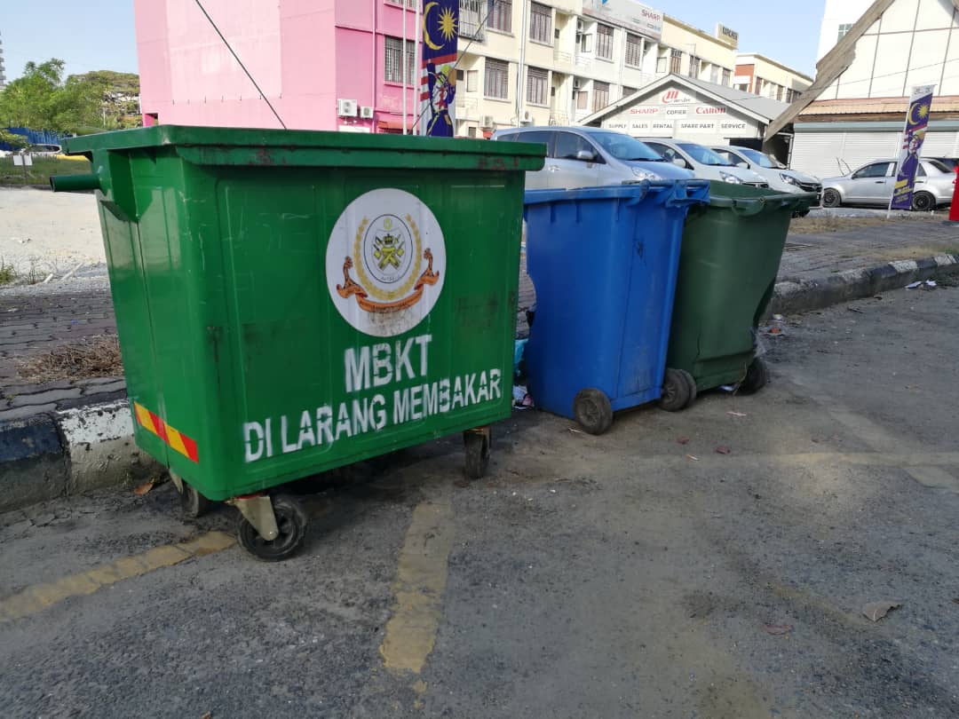 Bakar Tong Sampah, PBT Beri Peringatan