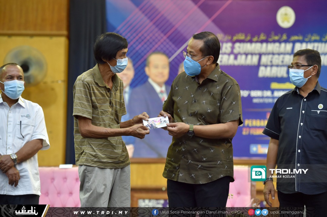 Bantuan Banjir Terengganu Mula Disalurkan Kepada Mangsa Terlibat