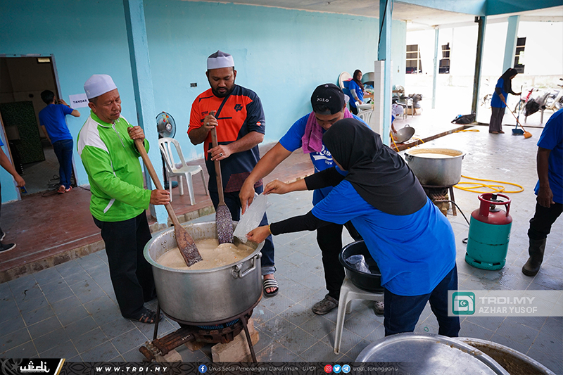 Bubur lambuk Permint Plywood Imarahkan Ramadan