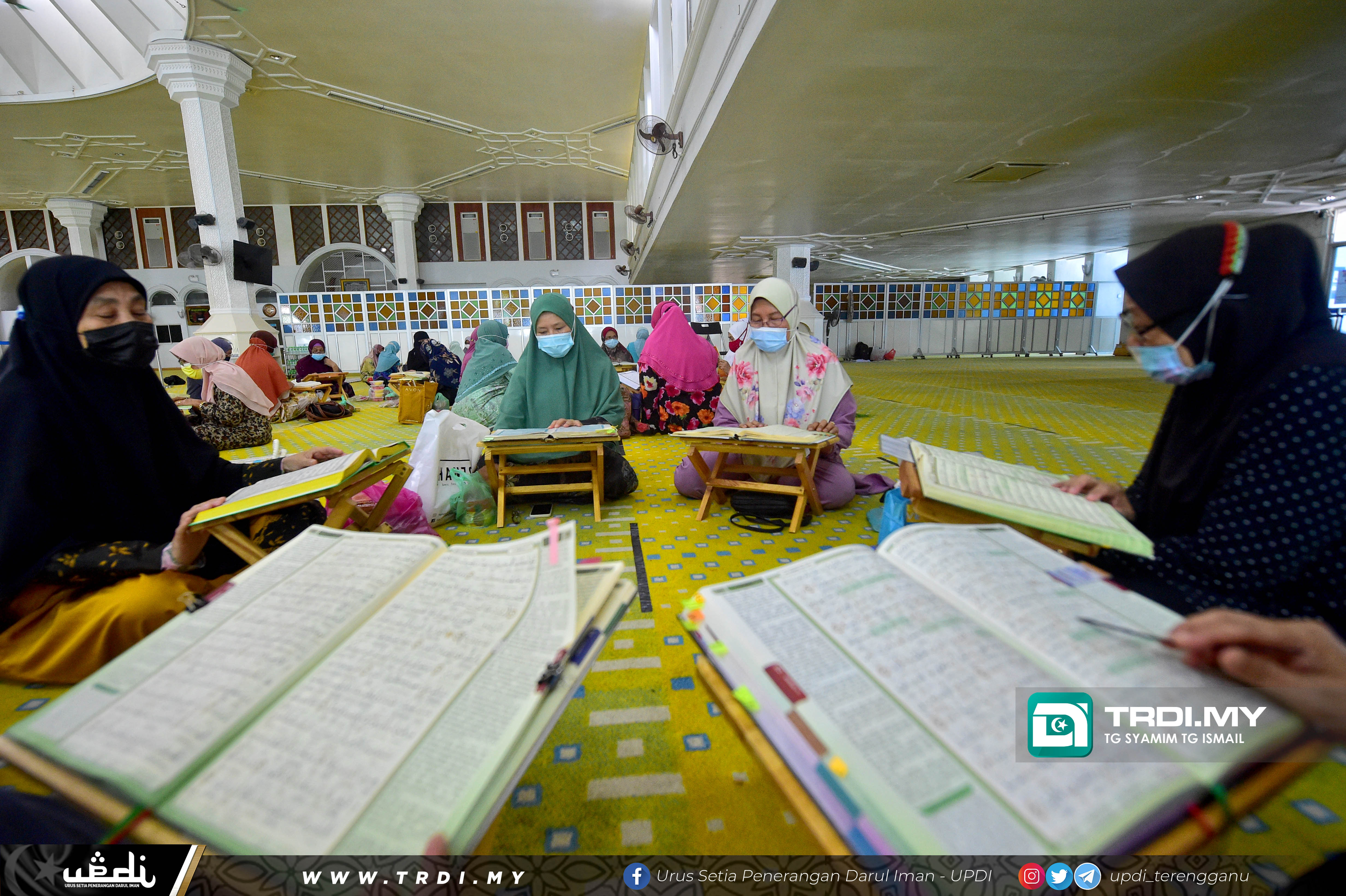 Tadarus Al-Quran di Masjid Al-Muktafi Billah Shah