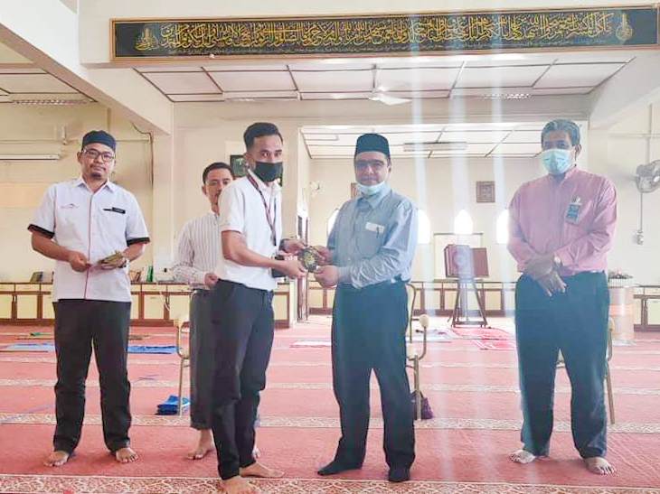 40 Pelajar Asnaf PSMZA Terima Sumbangan Aidilfitri