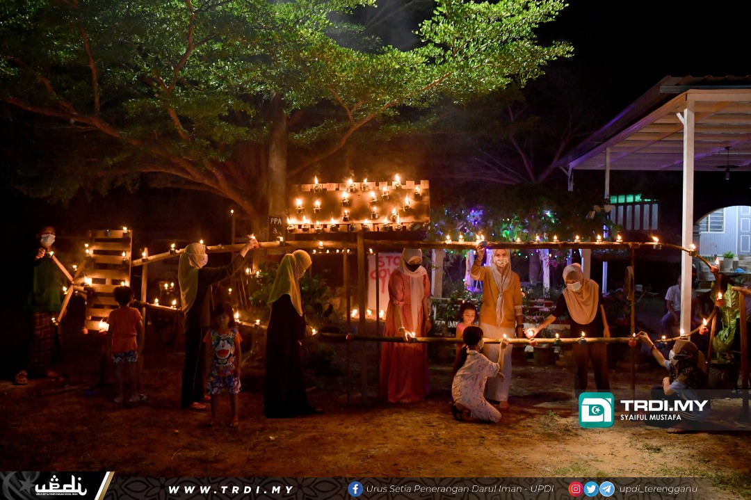 Lebih 400 Pelita Terangi Malam Raya Keluarga Zamani