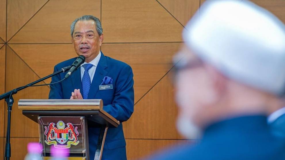 Menteri, Timbalan Sumbang Tiga Bulan Gaji