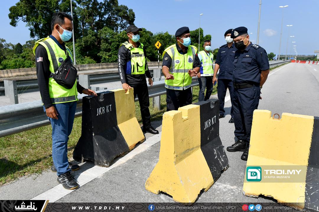 PKPD : Tiga Penghadang Laluan Tikus Dialih Individu Tidak Bertanggungjawab