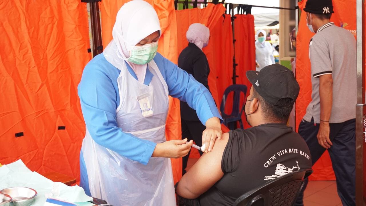 Outreach PICK : 811 Penduduk Terima Suntikan