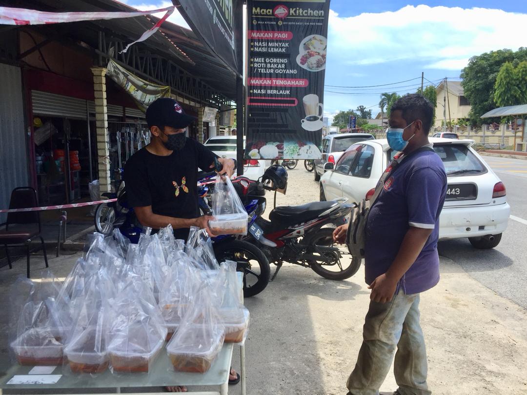 Harrif Salleh Kongsi Duit Menang Lumba Basikal Dengan Masyarakat