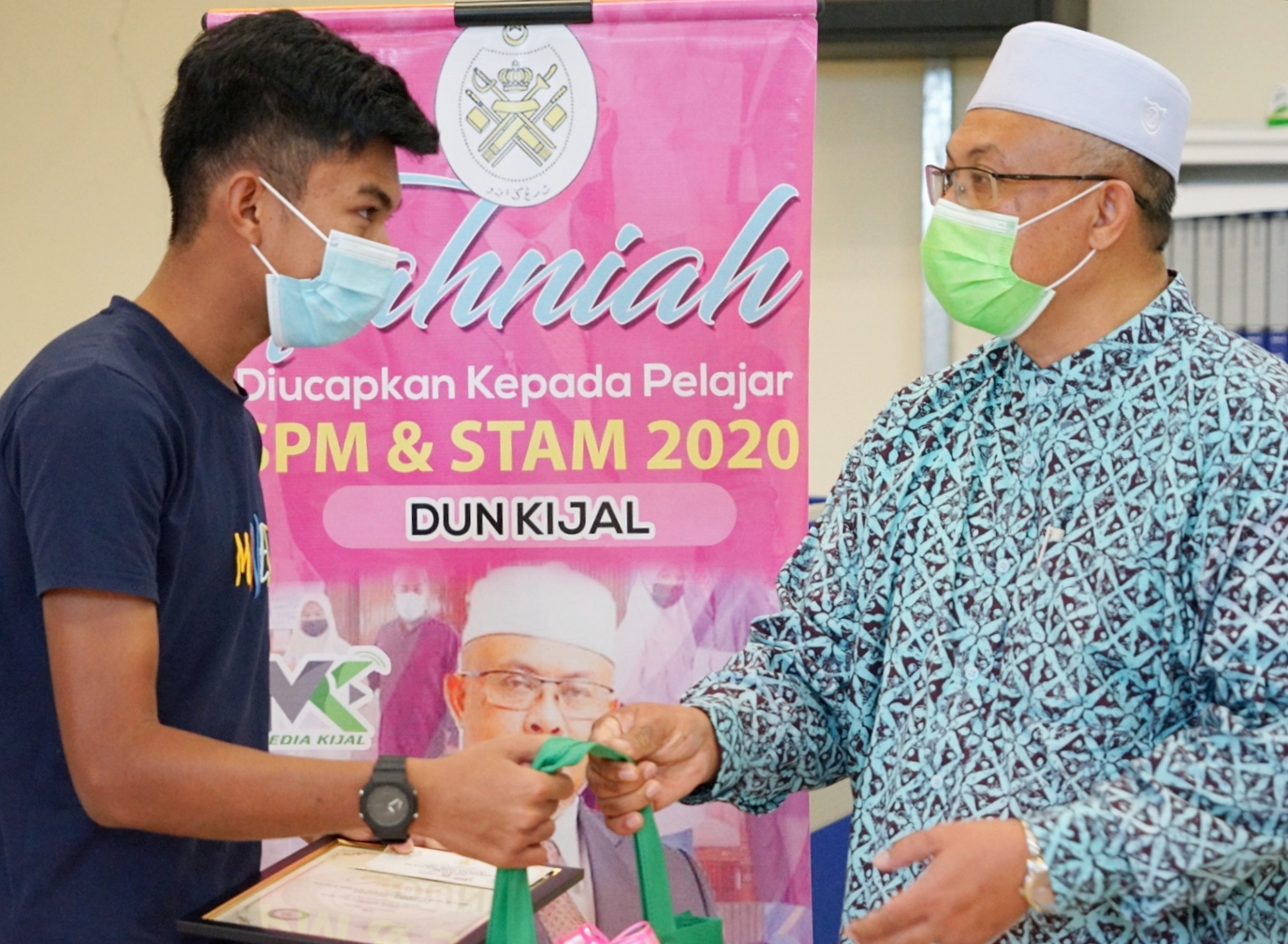 Pelajar Cemerlang SPM 2020 Kijal Disantuni