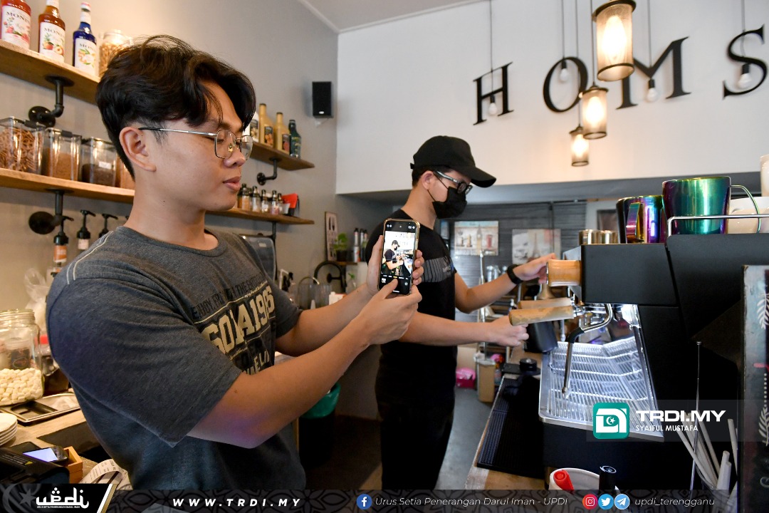 Bidikan Telefon Pintar Popularkan Terengganu Di Mata Dunia