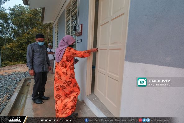 'Gementar Nak Masuk Kediaman Baharu' - Penerima Rumah