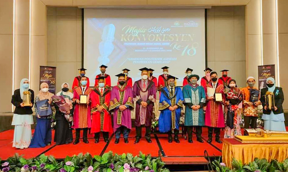 Graduan PSMZA Terima Diploma Secara Hibrid
