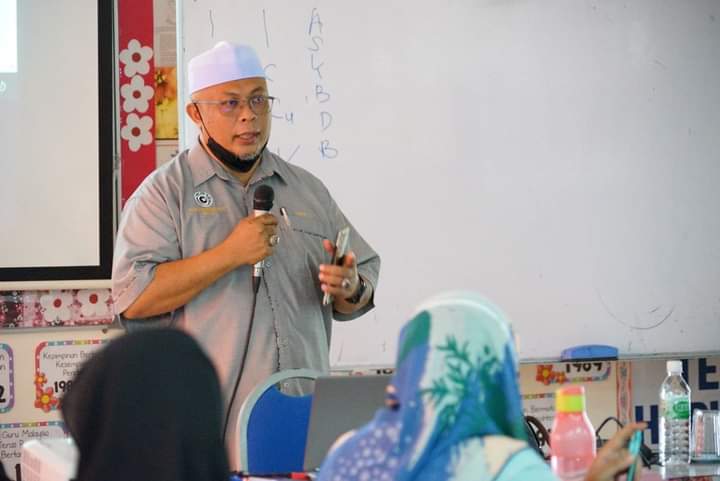 Ingat Pesanan Ibu Bapa- Hazri