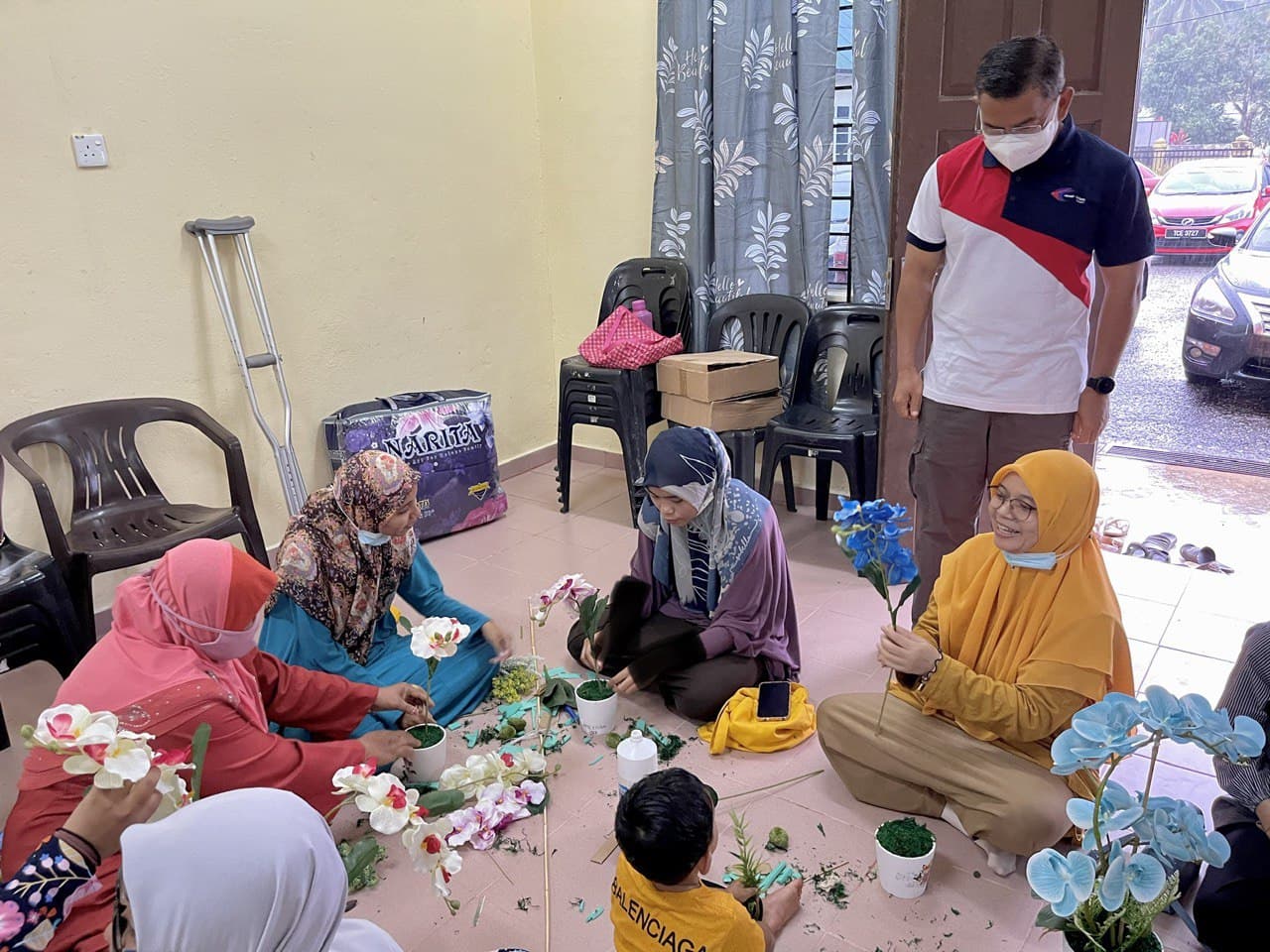 Beliawanis Jabi Cungkil Seni Tangan Wanita Muda