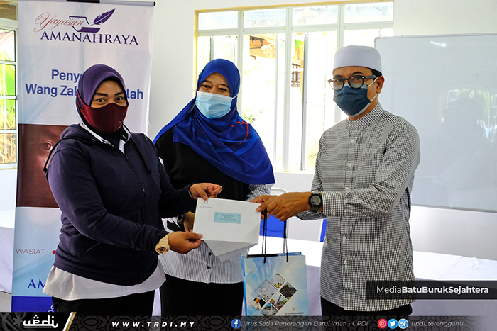 Amanah Raya Berhad Agih Zakat Kepada Asnaf