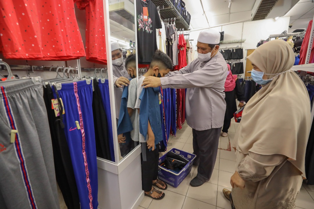 231 Anak Yatim DUN Paka Dirai