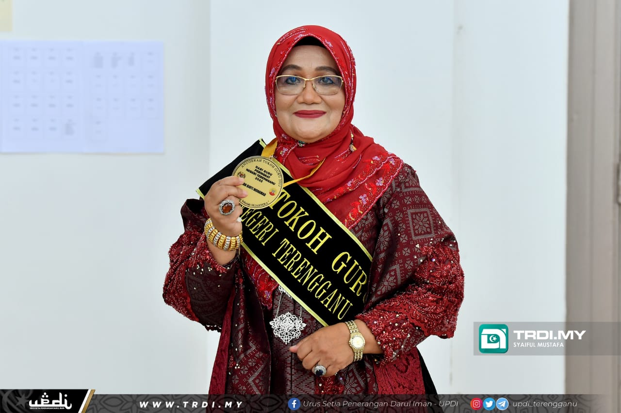 Bekas Pengetua SMK Padang Midin Dinobatkan Tokoh Guru Terengganu 2022