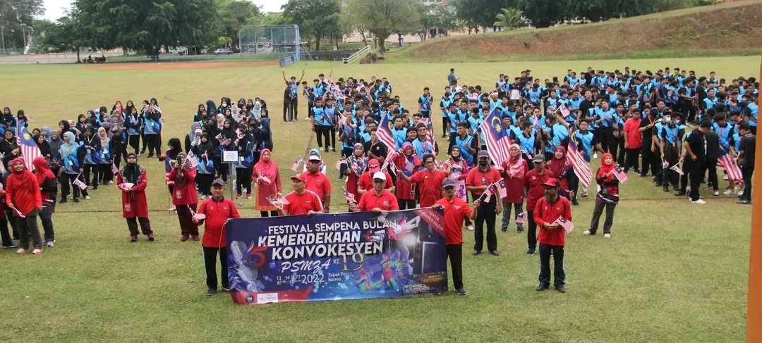 500 Pelajar PSMZA Sertai Festival Bulan Merdeka