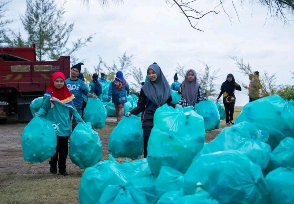 Kutip 936 Kilogram Sampah Dalam Masa Dua Jam