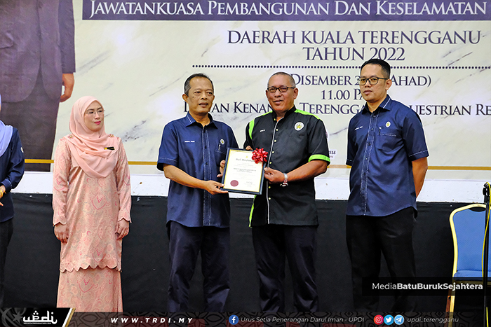 Penyelamat Mangsa Lemas Terima Anugerah Wira