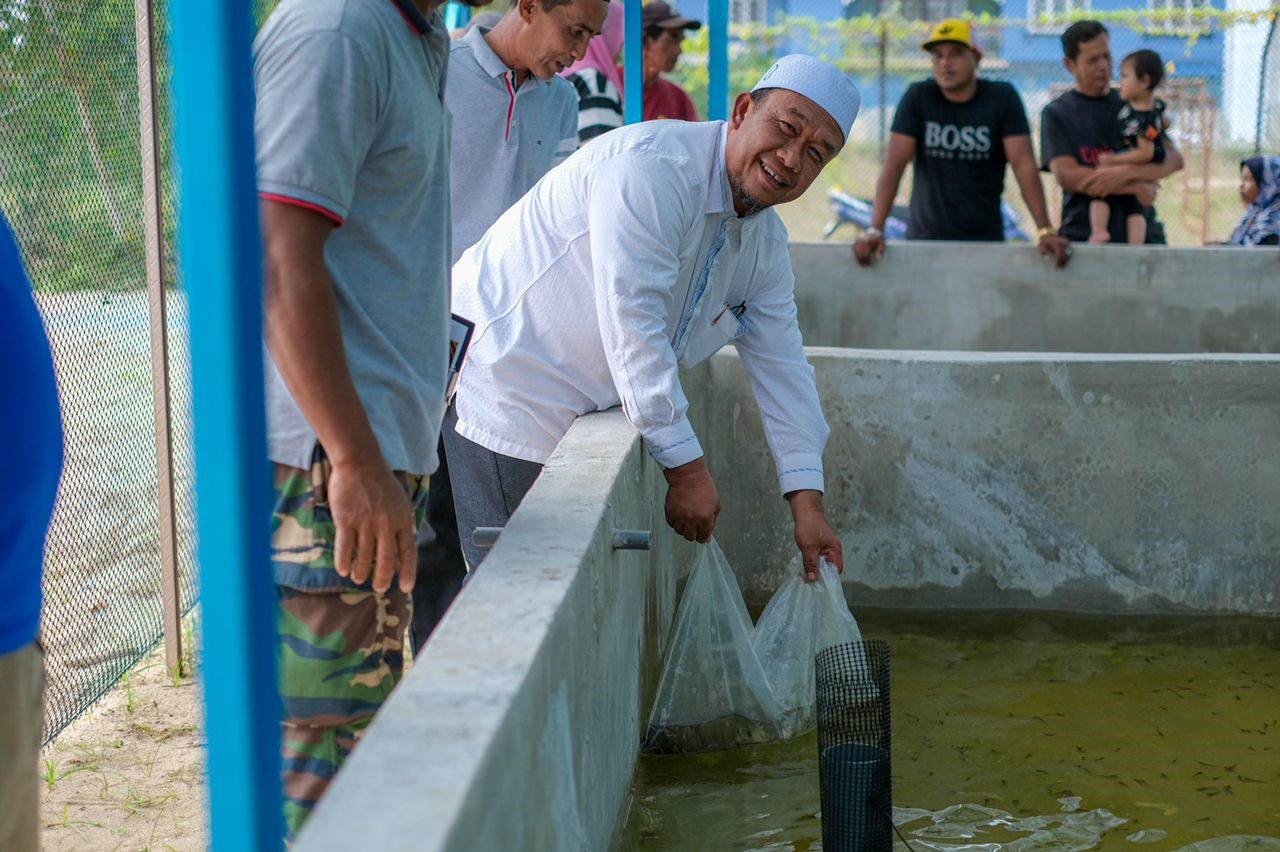 Projek Ikan Keli Basmi Miskin Tegar