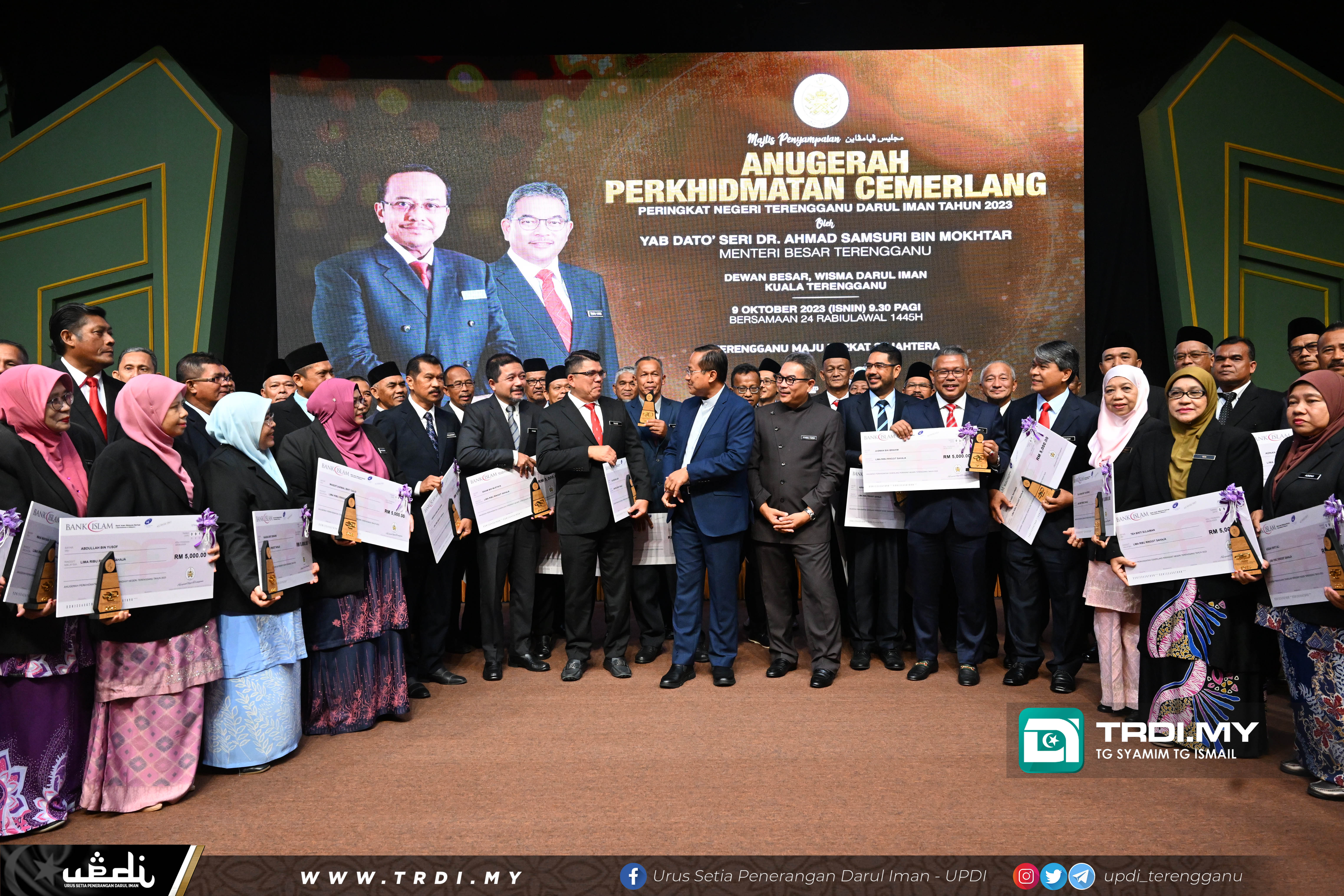 YAB MB menyempurnakan Majlis Perasmian Penganugerahan Perkhidmatan Cemerlang Peringkat Negeri Terengganu 2023 bertempat di Dewan Besar Wisma Darul Iman