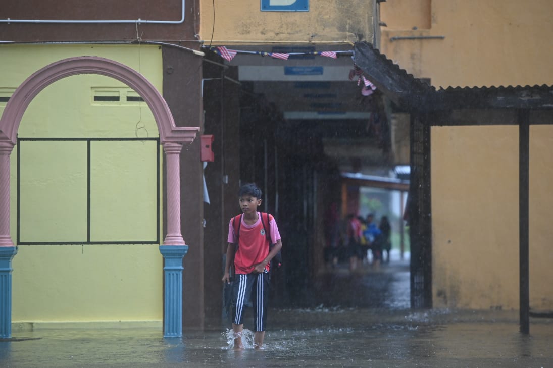 3 Sekolah Di Kuala Terengganu Tutup Akibat Banjir