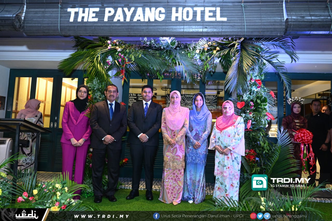Sultanah Nur Zahirah Berkenan Rasmi 'The Payang Hotel'