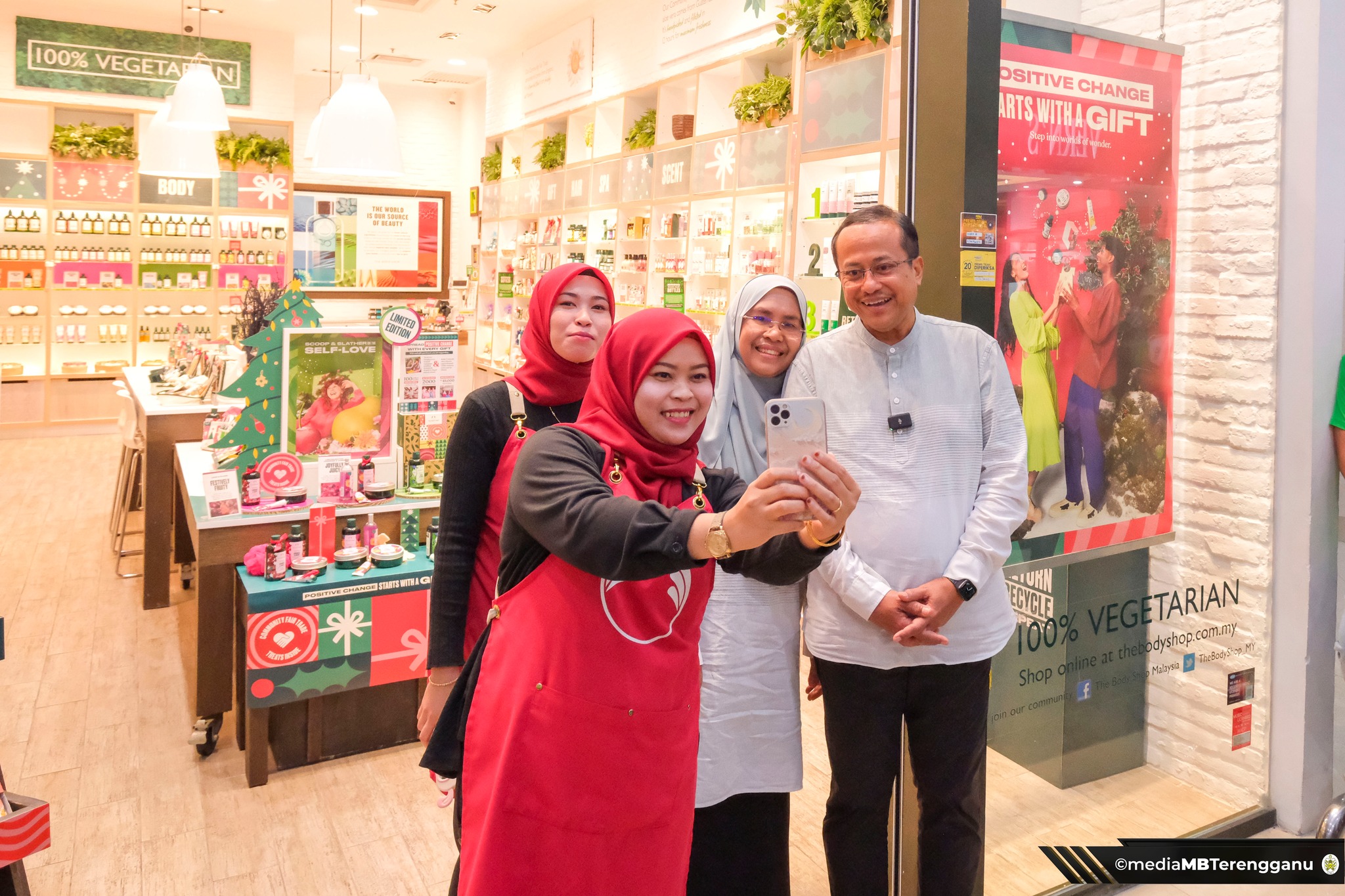 Dr. Sam Tak Kempen Sambil 'Menjamu', Elak Kesalahan