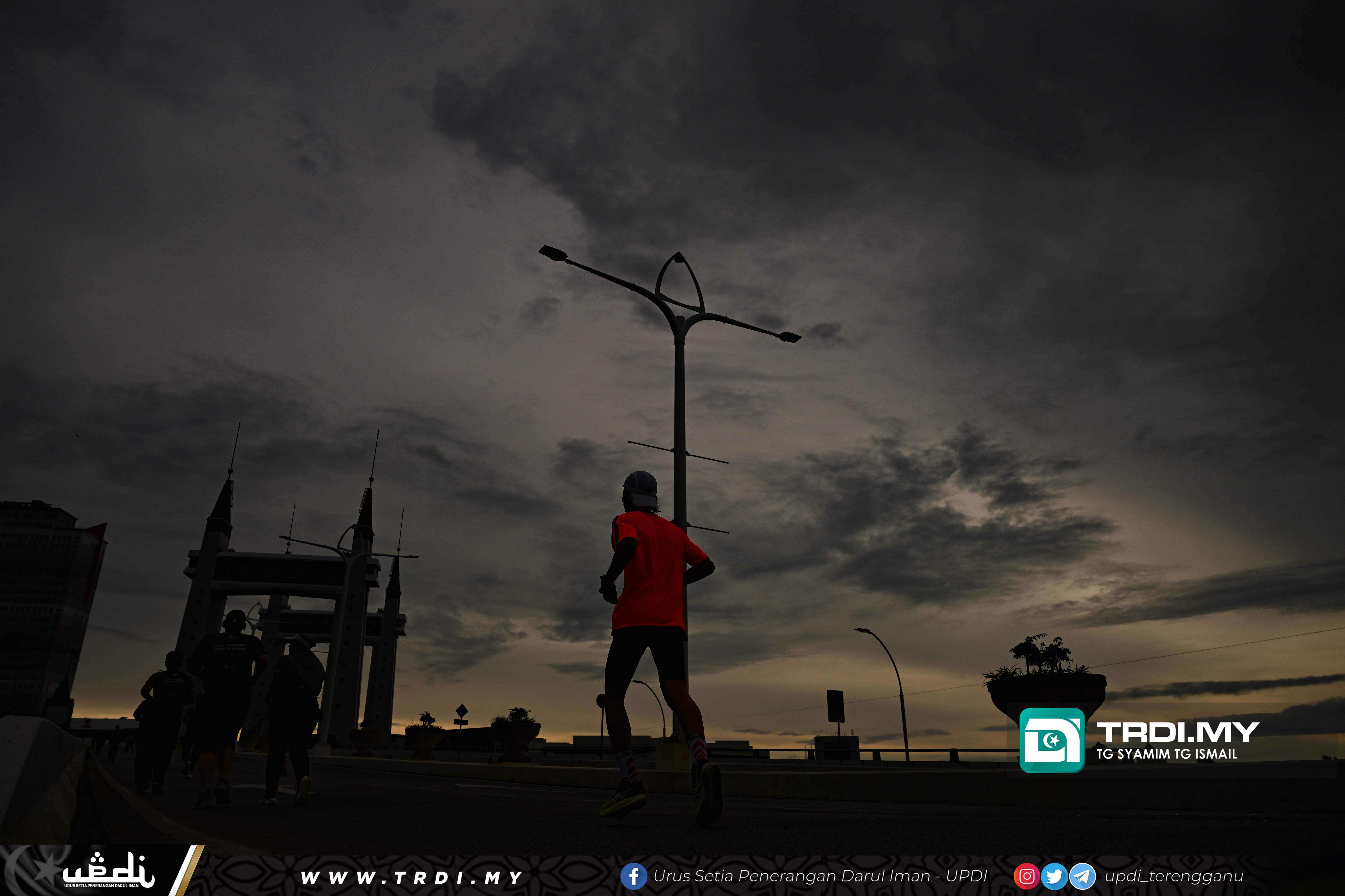 Terengganu Drawbridge Half Marathon 2023 bertempat di Perkarangan Batu Buruk.