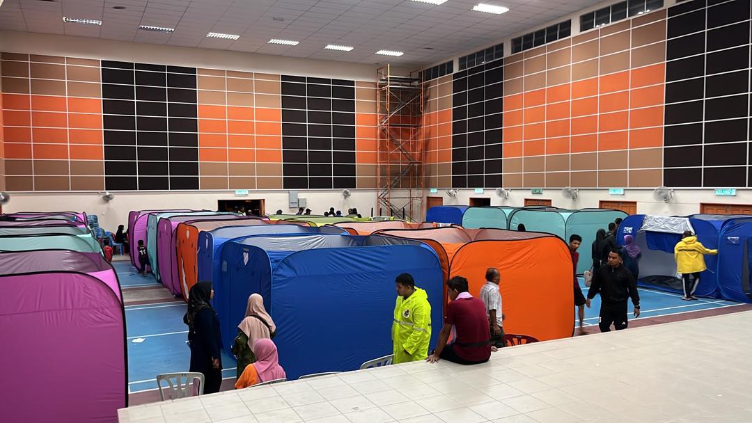 21 PPS Dibuka, Tempatkan Mangsa Banjir Dungun