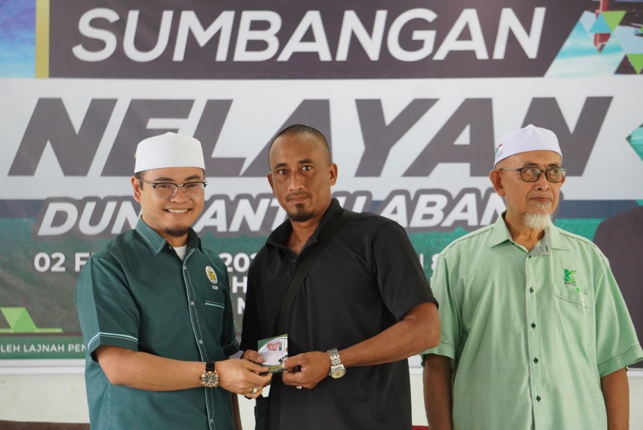 442 Nelayan Rantau Abang Terima Sumbangan
