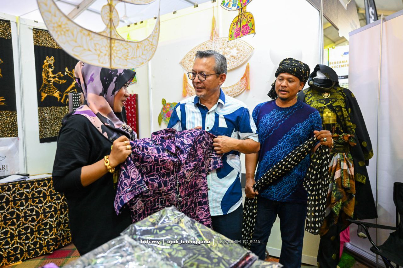 Ahad Diangkat Sebagai Hari Batik Terengganu