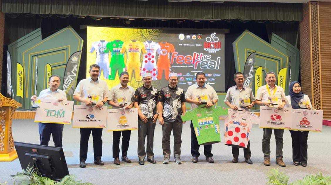 Tour Gateh : Jersi Batik Tampil Identiti Terengganu