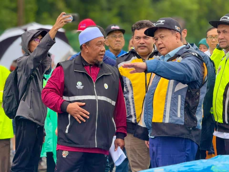 Syukur,Tiga Projek Baharu Atasi Banjir Lulus Di Kuala Besut - Azbi