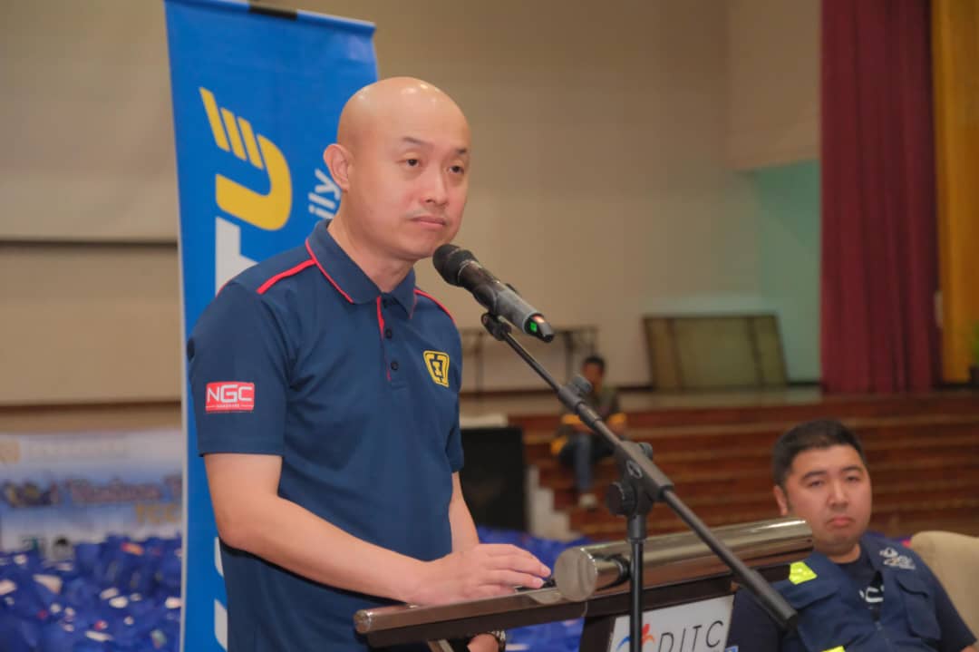 Dewan Perniagaan Cina Terengganu Bantu Mangsa Banjir