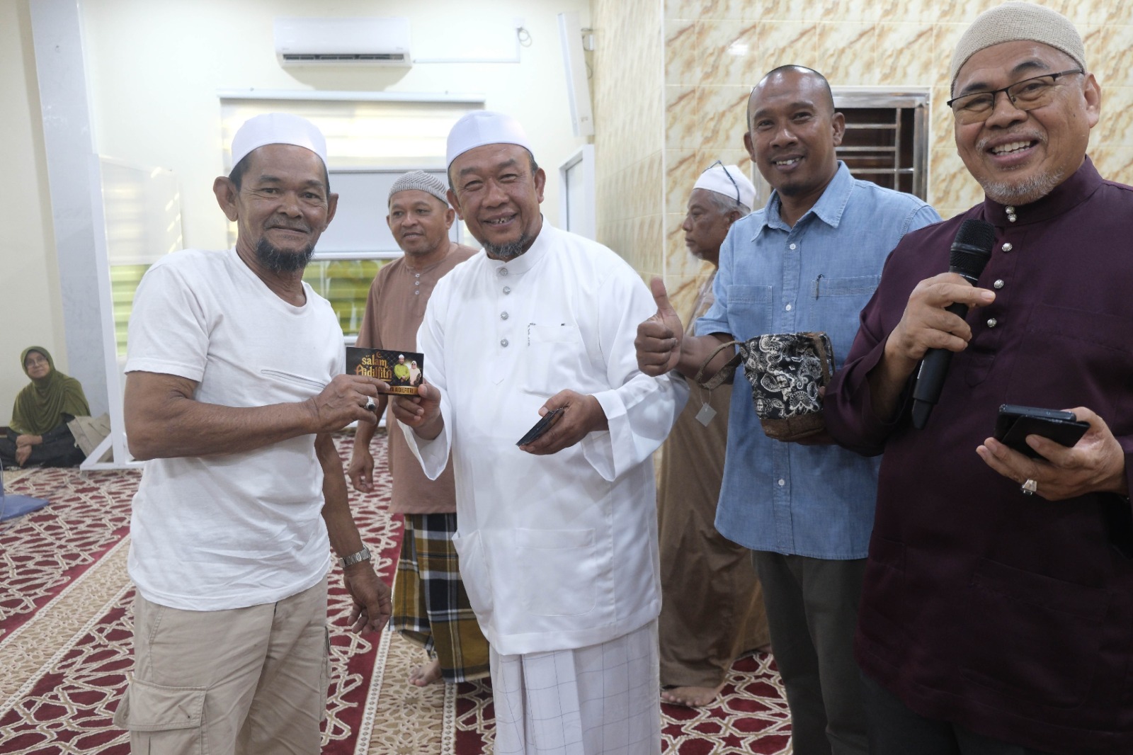 200 Asnaf Terima Zakat Perniagaan Emas Dimiliki ADUN