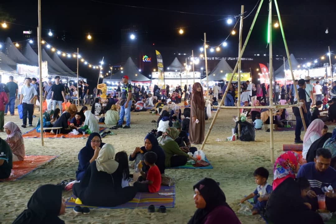 Nikmati Kemeriahan Moreh Secara Beradab