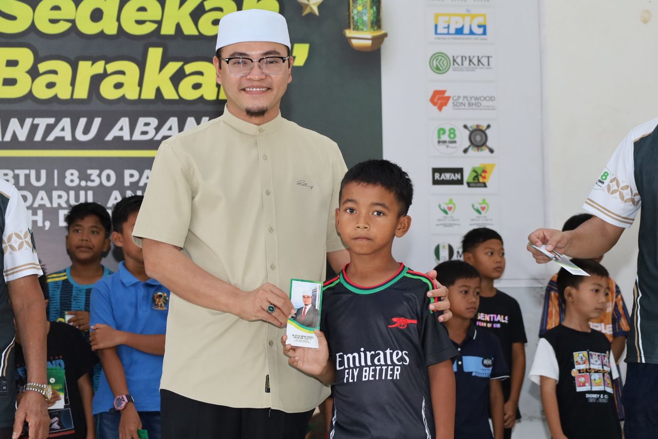 DUN Rantau Abang Raikan 700 Asnaf, Anak Yatim