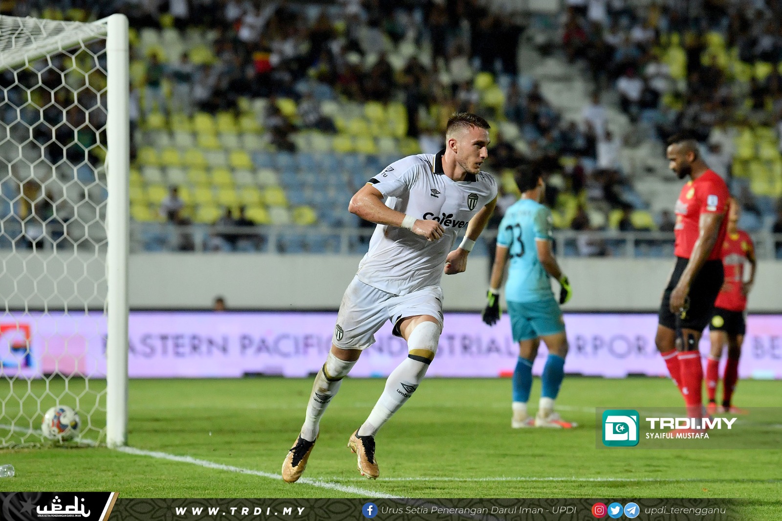 TFC Sangkal Dakwaan Gaji Mamut Sangkut