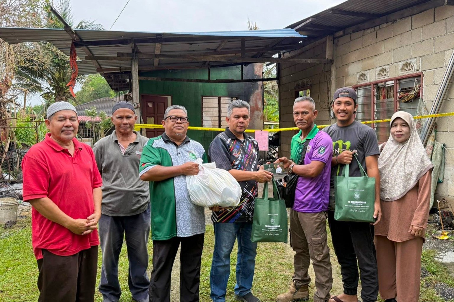 ADUN Air Putih Santuni Mangsa Kebakaran di Kg Pengkalan Binjai