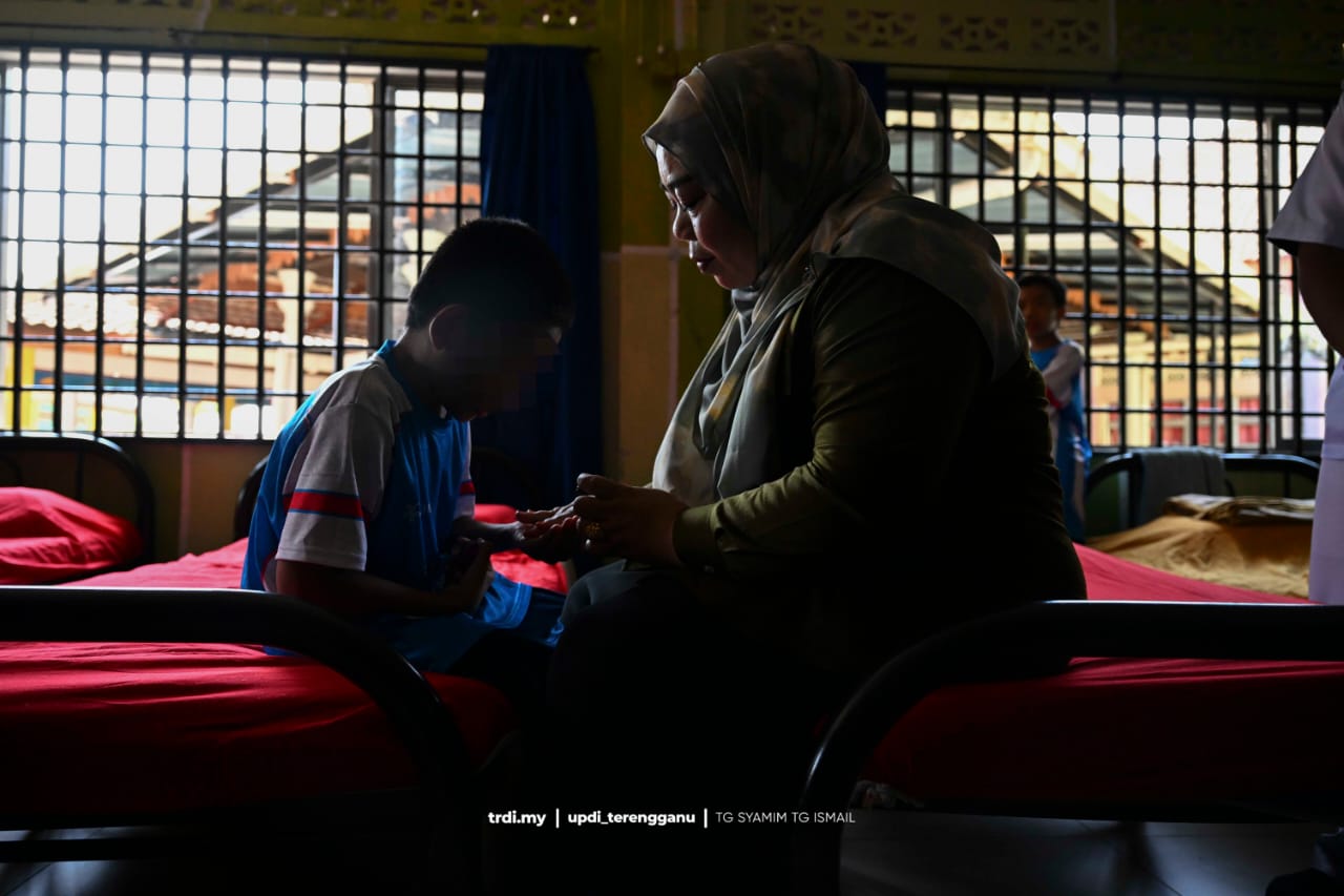 Exco Kedah Tersentuh Lihat Anak Taman Sinar Harapan